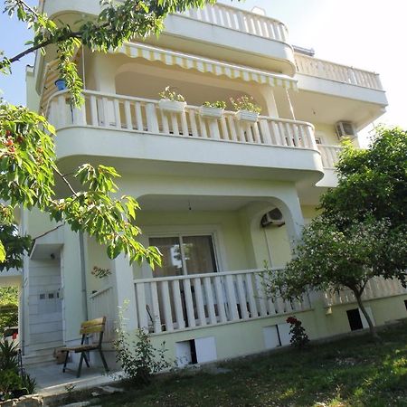 Apartments Roko Kaštela Zewnętrze zdjęcie