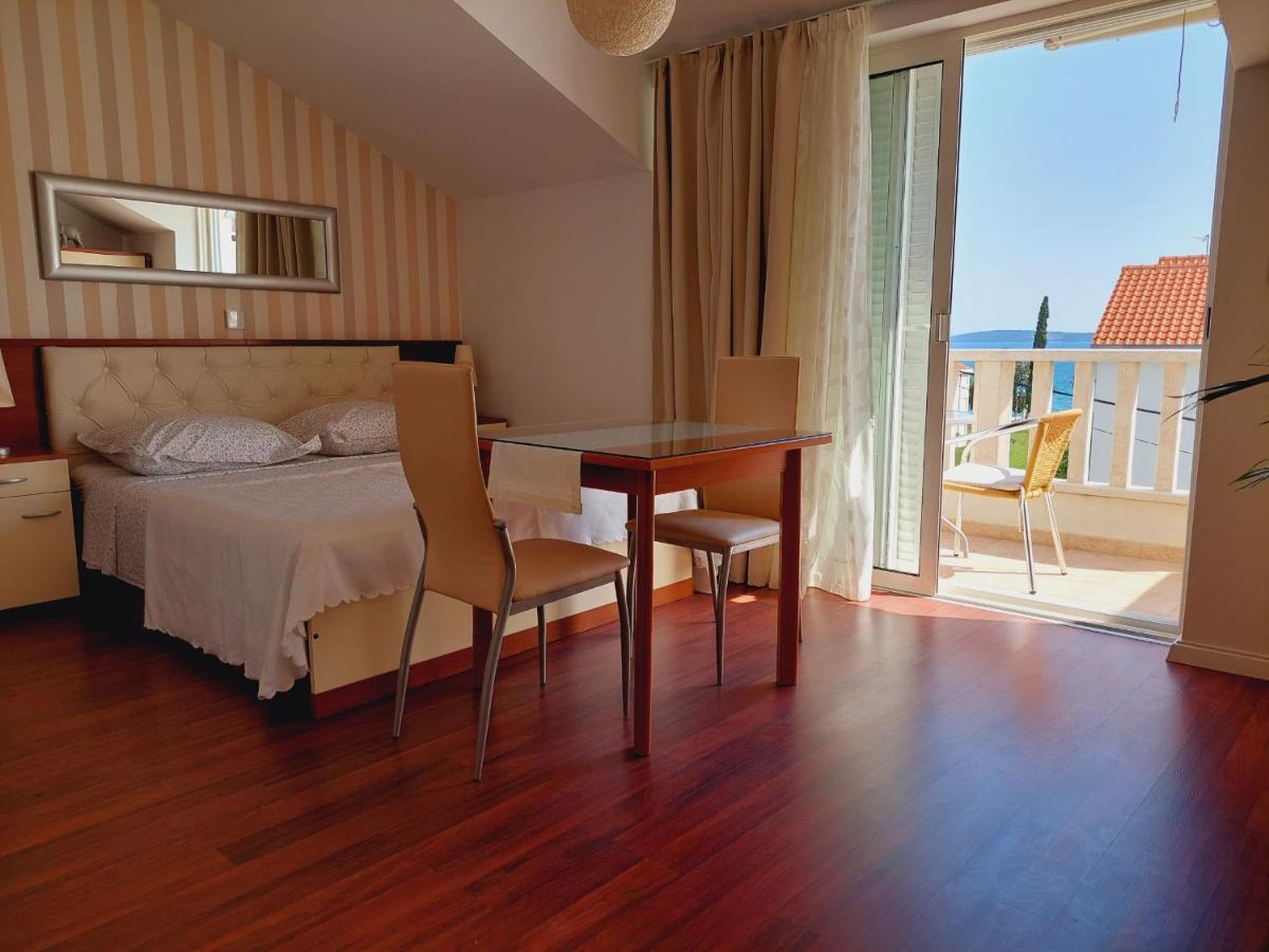 Apartments Roko Kaštela Zewnętrze zdjęcie