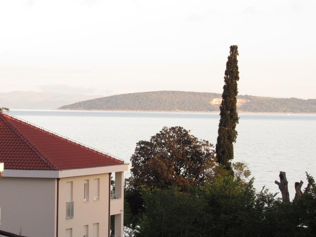 Apartments Roko Kaštela Zewnętrze zdjęcie